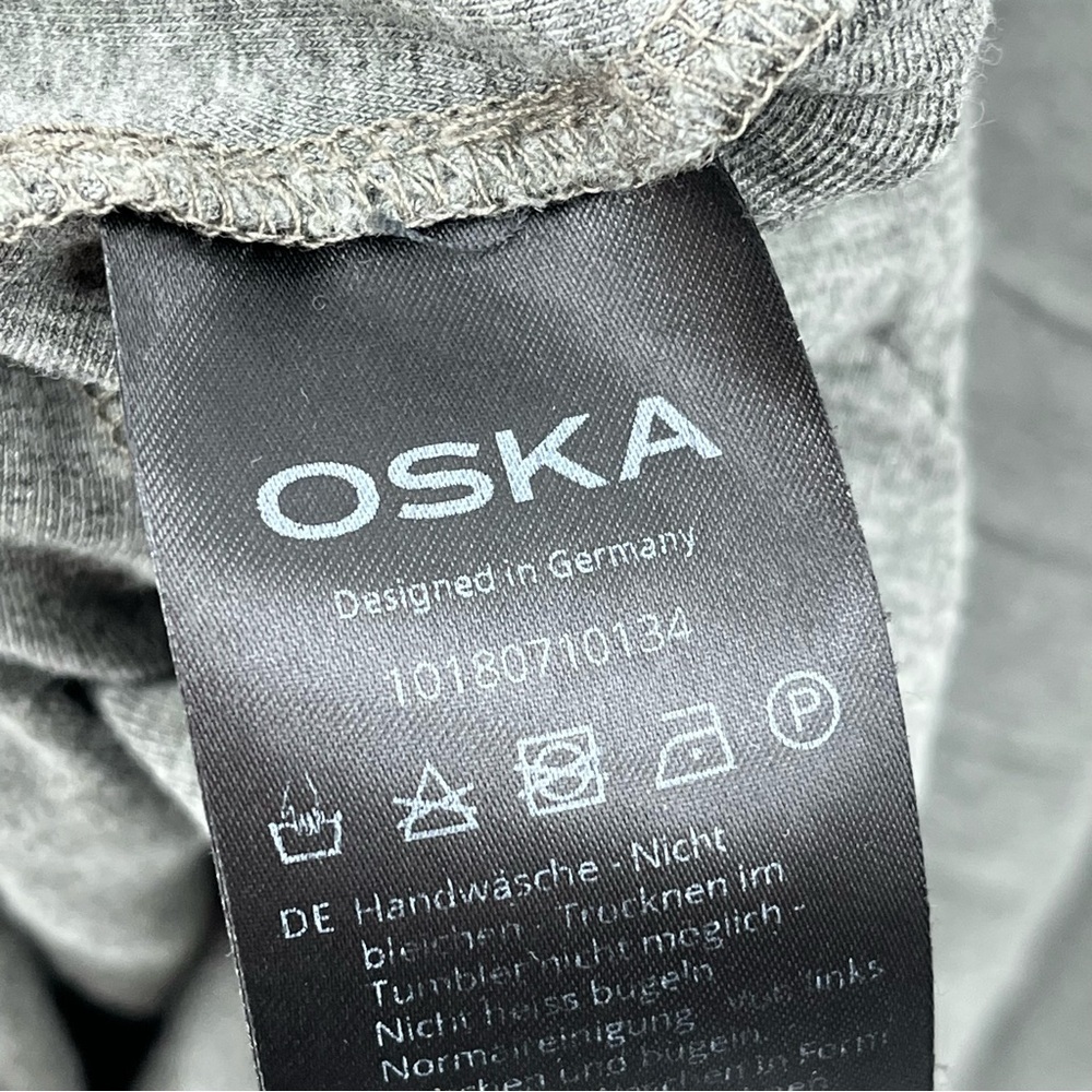 OSKA 2 (US 8/10/12) midi asymmetrical dress long sleeve Sage green textured wave - Picture 6 of 11